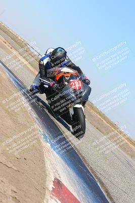 media/Mar-07-2022-Fun Track Dayz (Mon) [[9cc4a7dca7]]/Expert Group/115pm (Grapevine)/